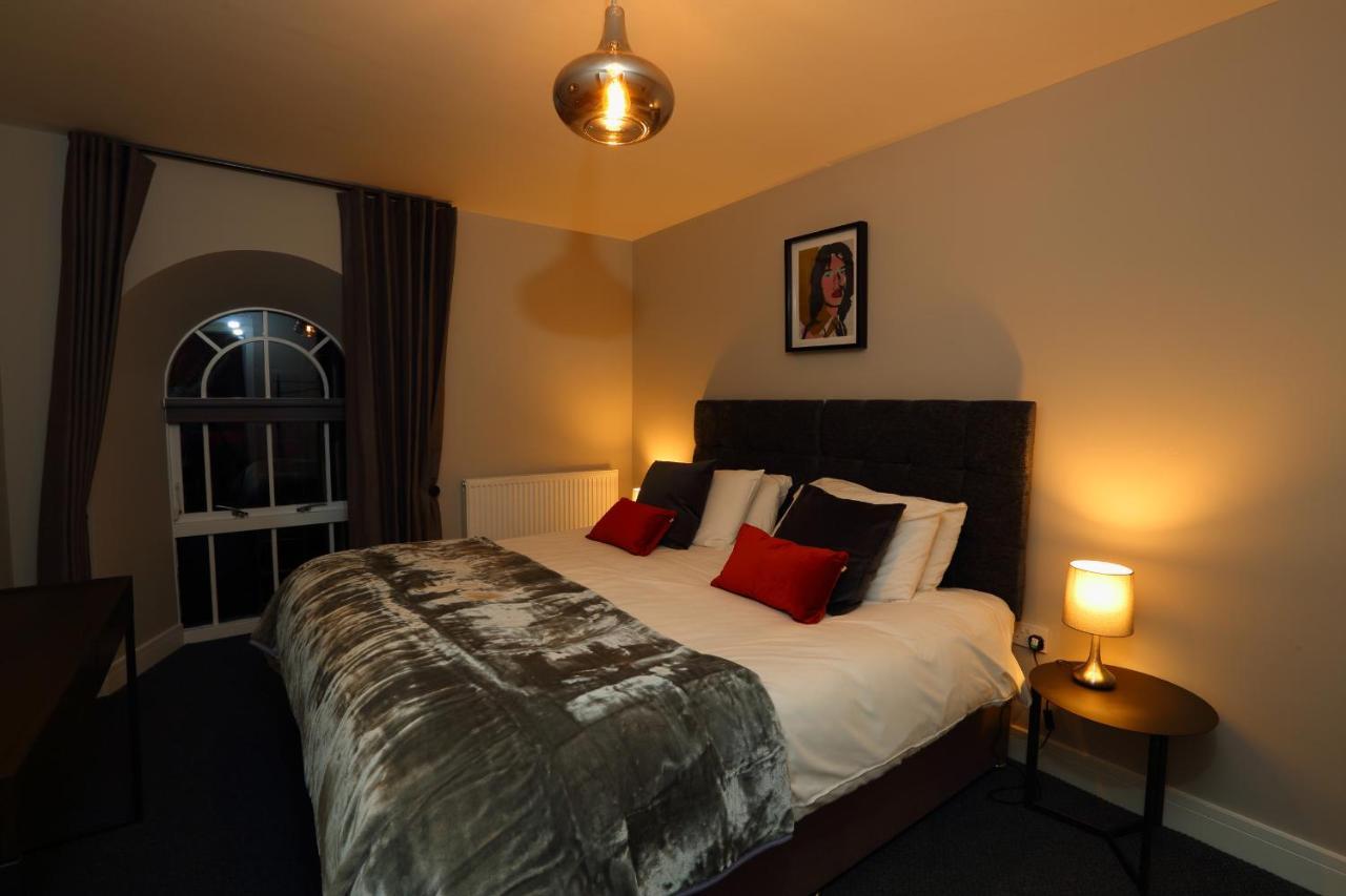 The Poppy Fields Abode Apartment ริล ภายนอก รูปภาพ