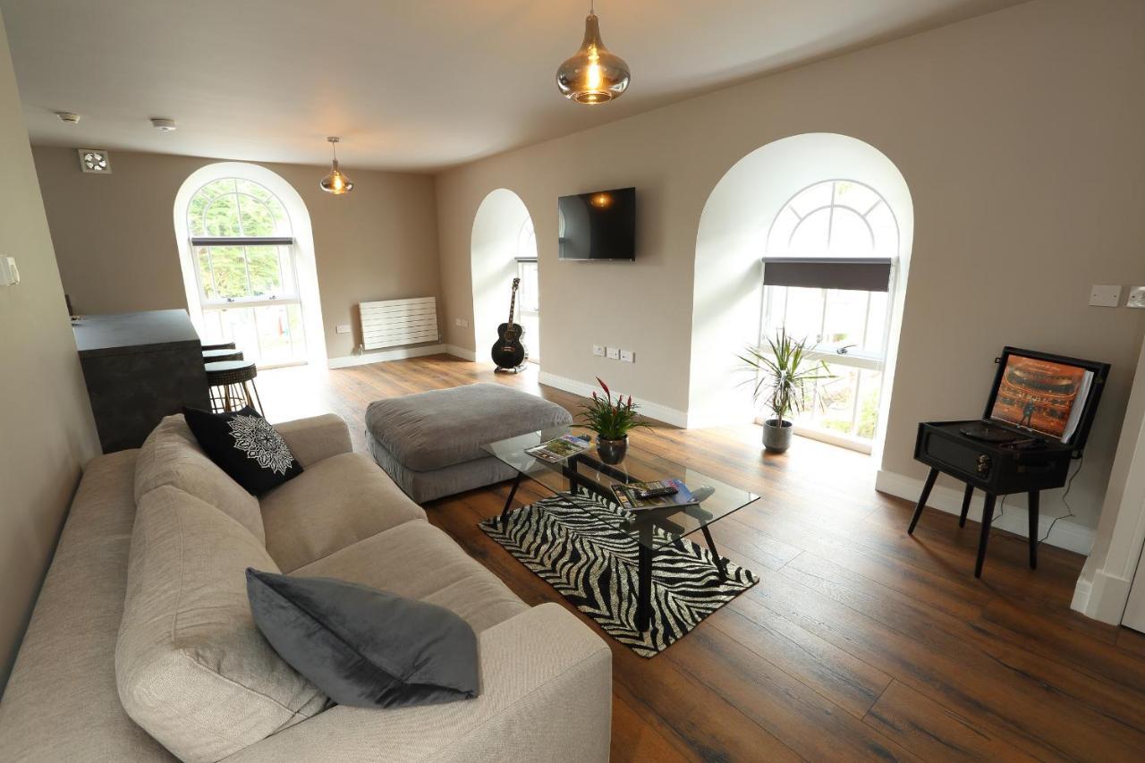 The Poppy Fields Abode Apartment ริล ภายนอก รูปภาพ